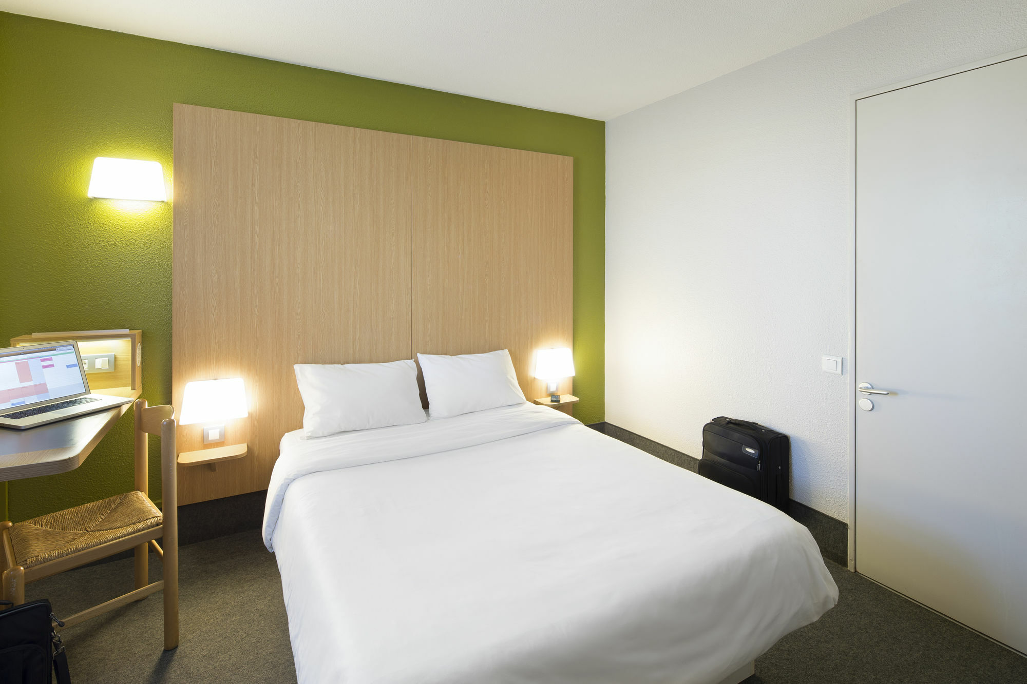 B&B Hotel Quimper Nord Douarnenez Bagian luar foto